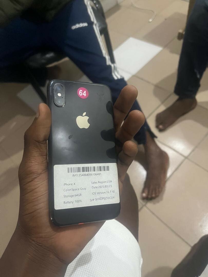 Apple iPhone X 64GB Gris