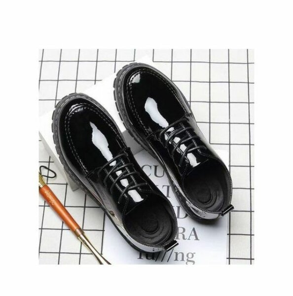 Chaussures Derby Vernies Noires