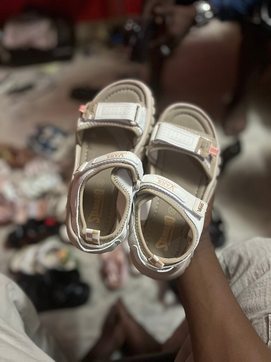 Sandales confortables unisexes