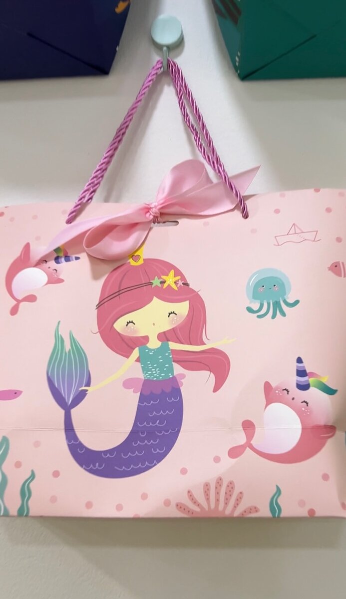 Подарочные пакеты