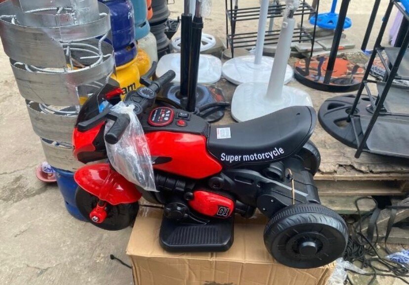 Moto électrique enfant rouge