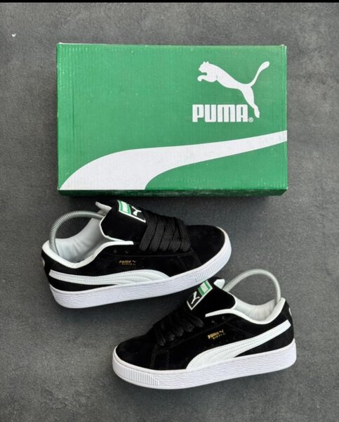 Chaussures Puma Suede Noires