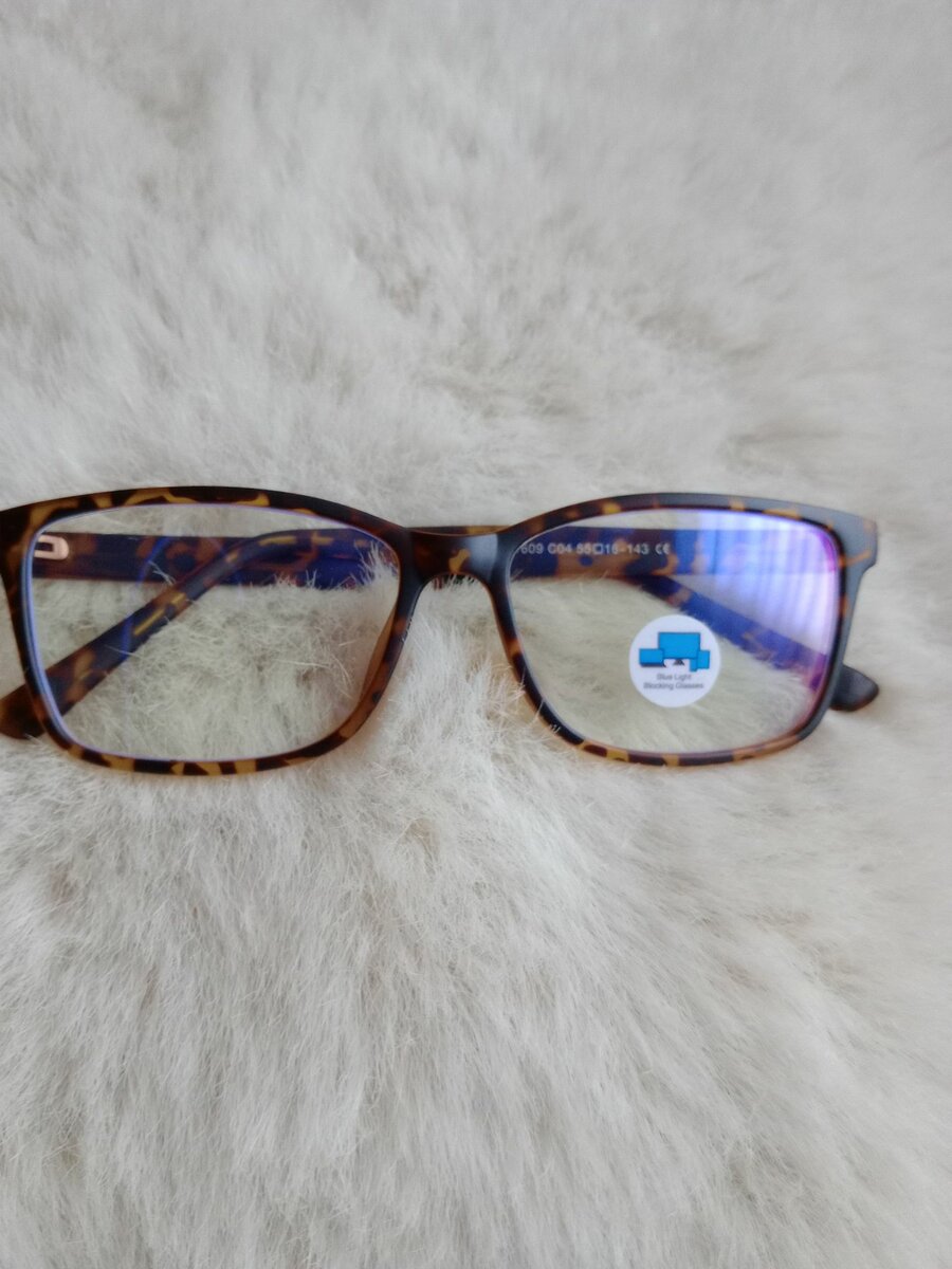 Kelens Glasses. Blue light protection