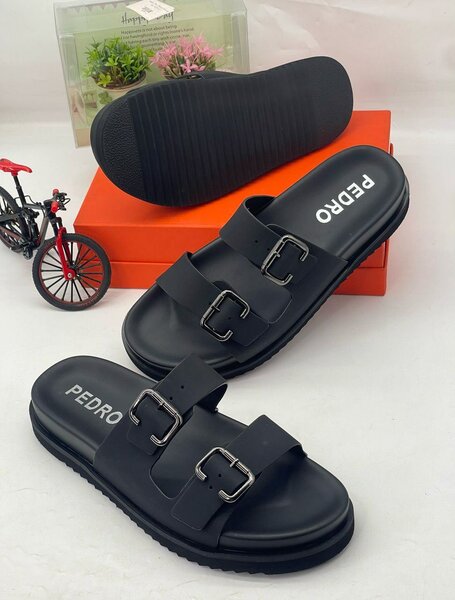 Pedro slippers