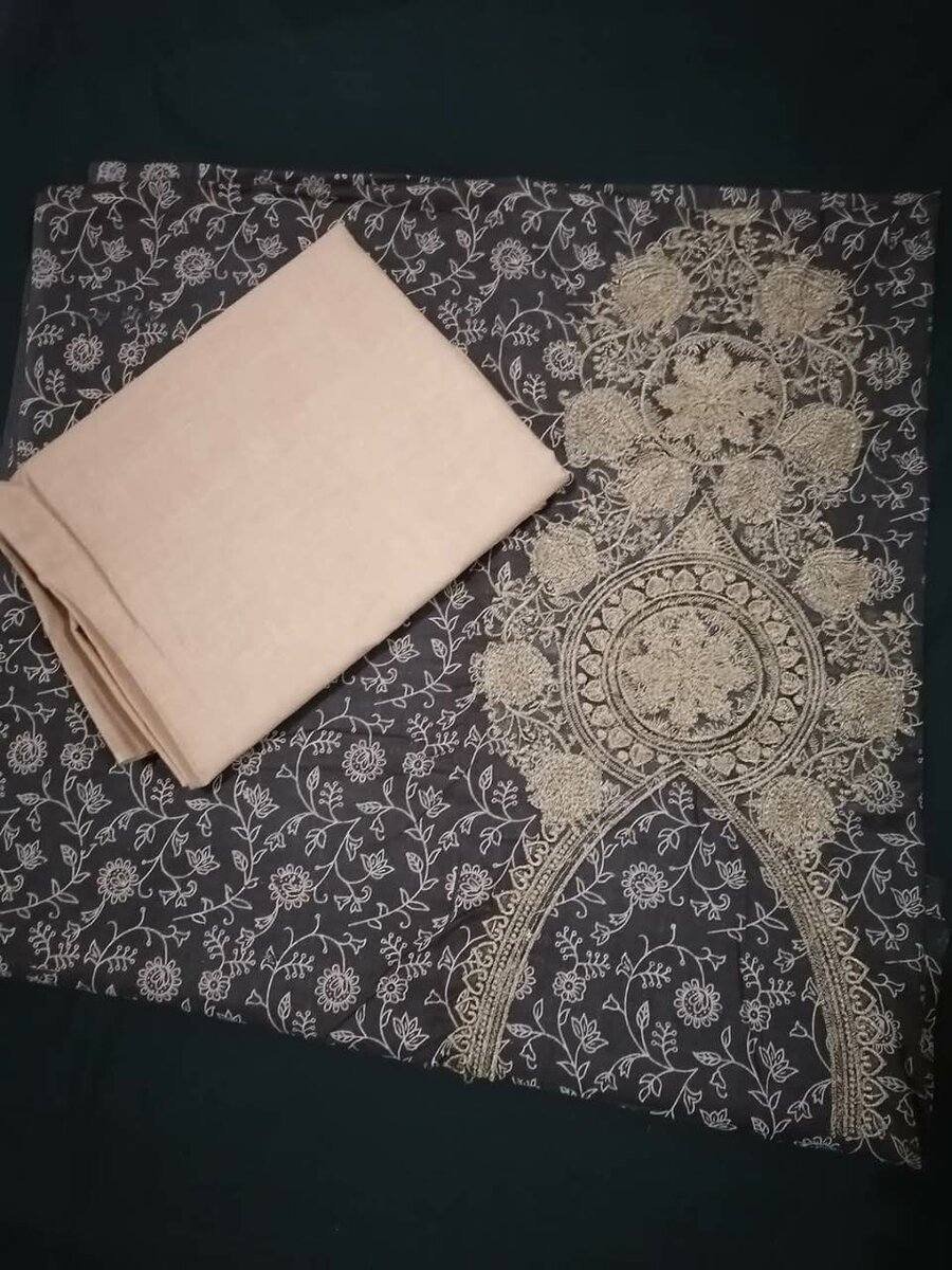 Ladies suit