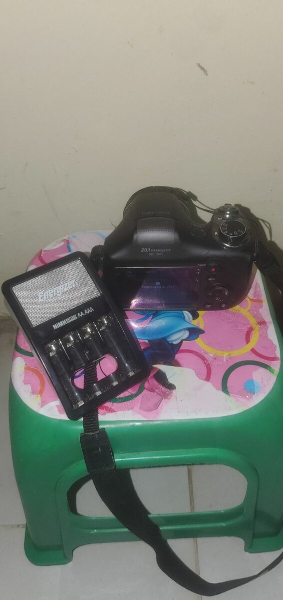 Appareil photo Sony DSC-H300