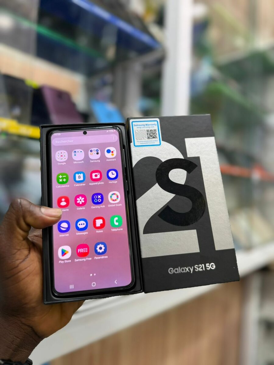 Samsung Galaxy S21 avec tout l