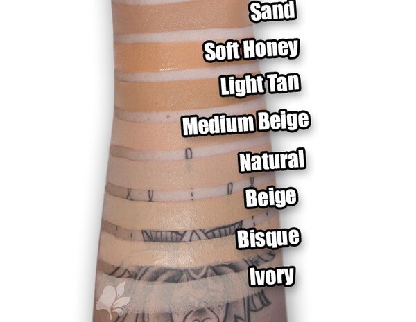 La girl pro matte foundation