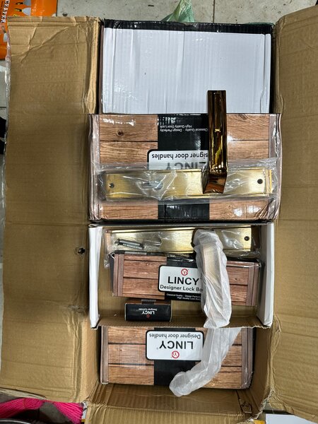 Poignées de porte dorées Lincy