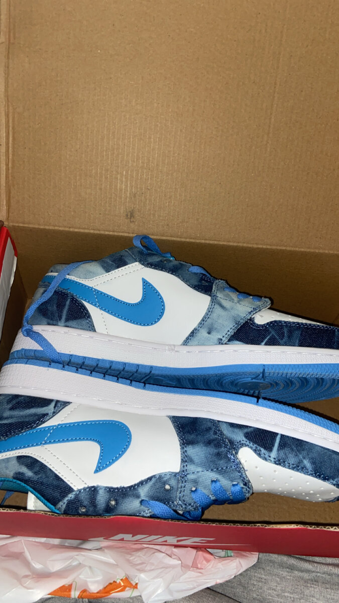 Stylish Blue Nike Sneakers