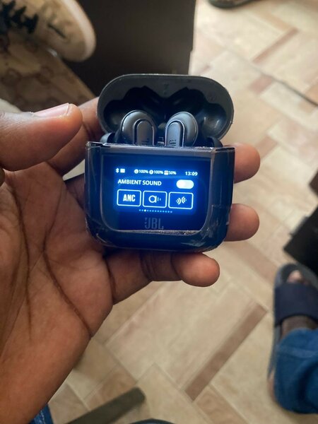 JBL TOUR PRO 2
