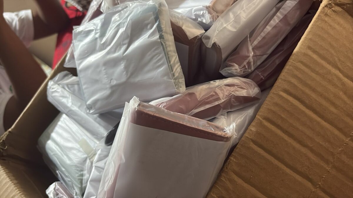 Porte-cartes en cuir pour femme