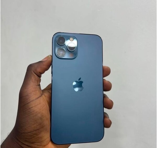 12pro max 128 gig Face ID error