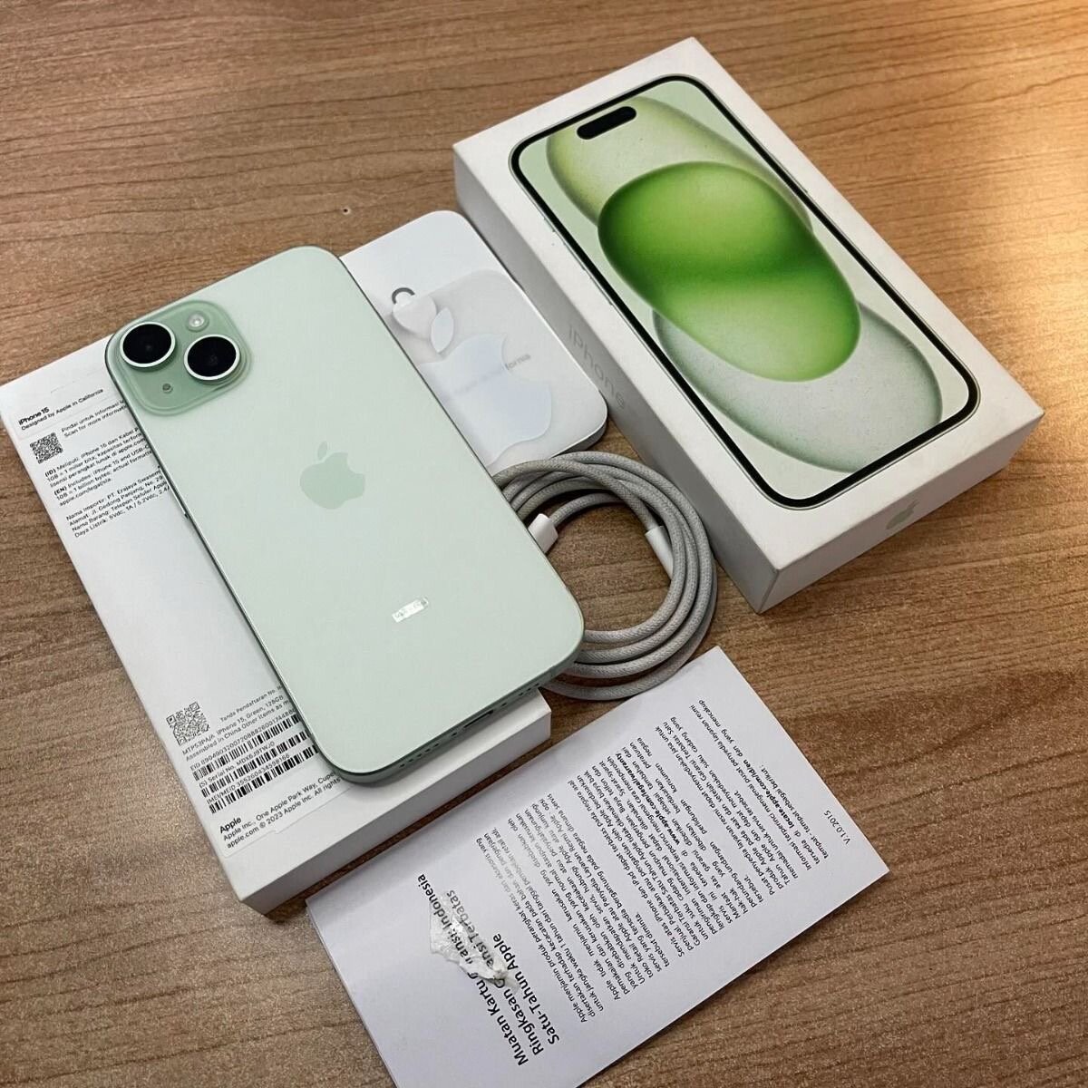 iPhone 15 Vert 128Go