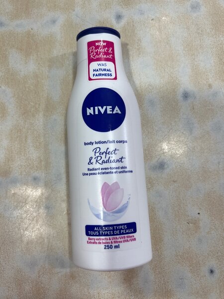 Nivea Lait Corps Éclatant
