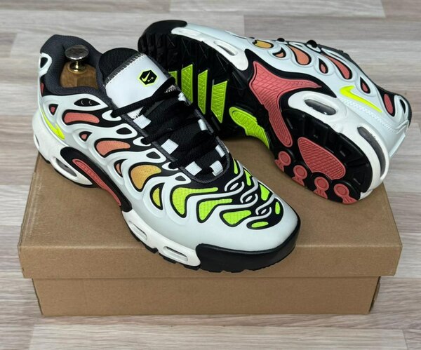 Sneakers modernes et colorés