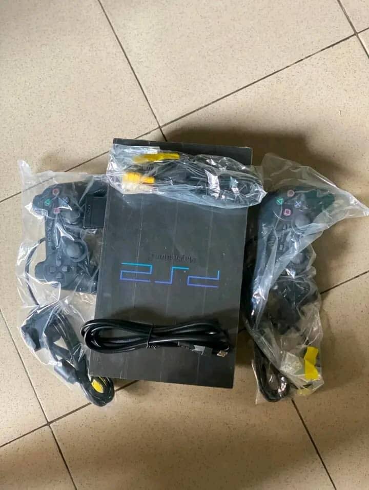 Pack Console PlayStation 2 avec Accessoires