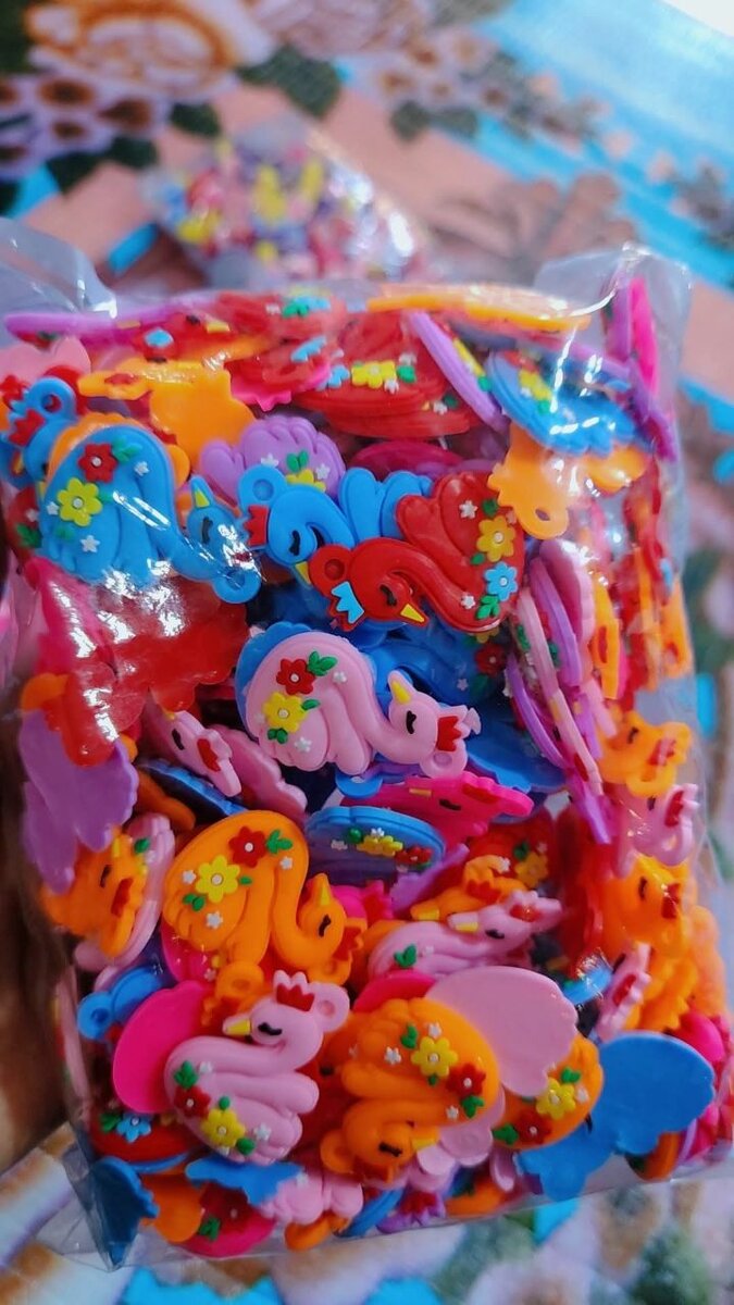 Lot de 32 perle  en cyclones