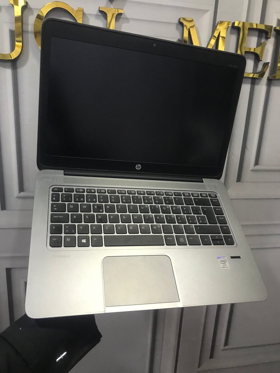 Hp Folio 1040 G3 intel Core i7