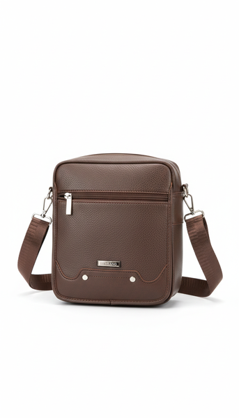 Sac banane marron en cuir pour homme