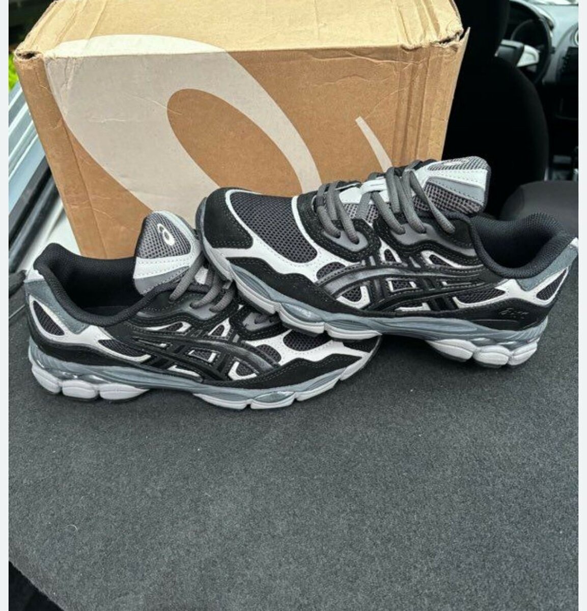 Chaussures Asics noires