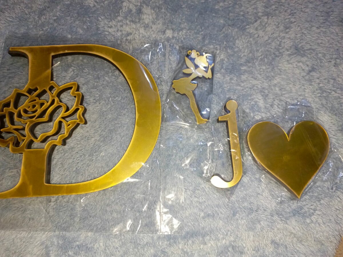 Lettre de décoration