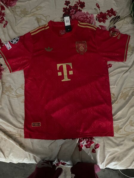 Maillot de football authentique
