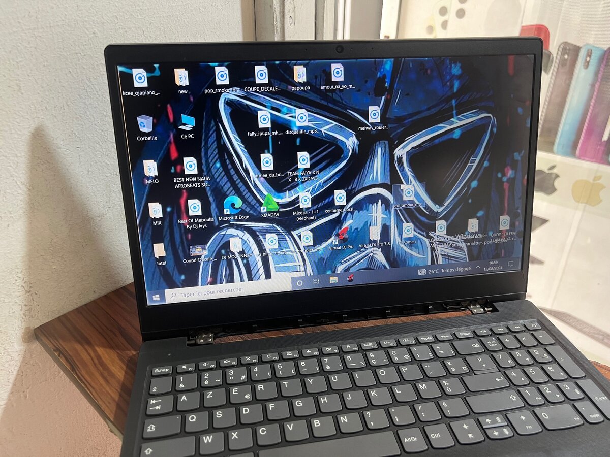 Pc le novo 256gb propre