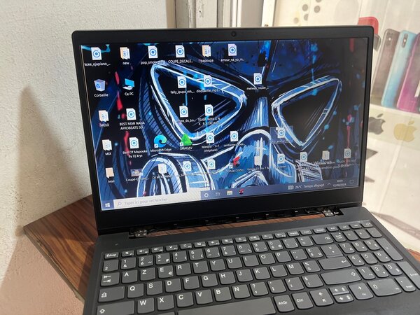 Pc le novo 256gb propre