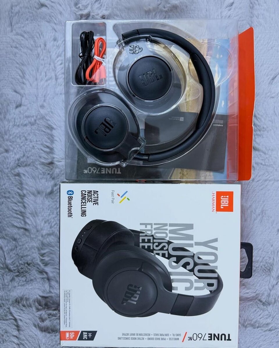 JBL Tune760NC Headphones