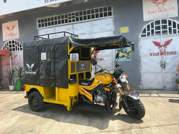 Moto-tricycle de transport