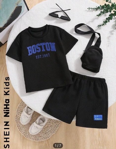 Vertement petit garçon