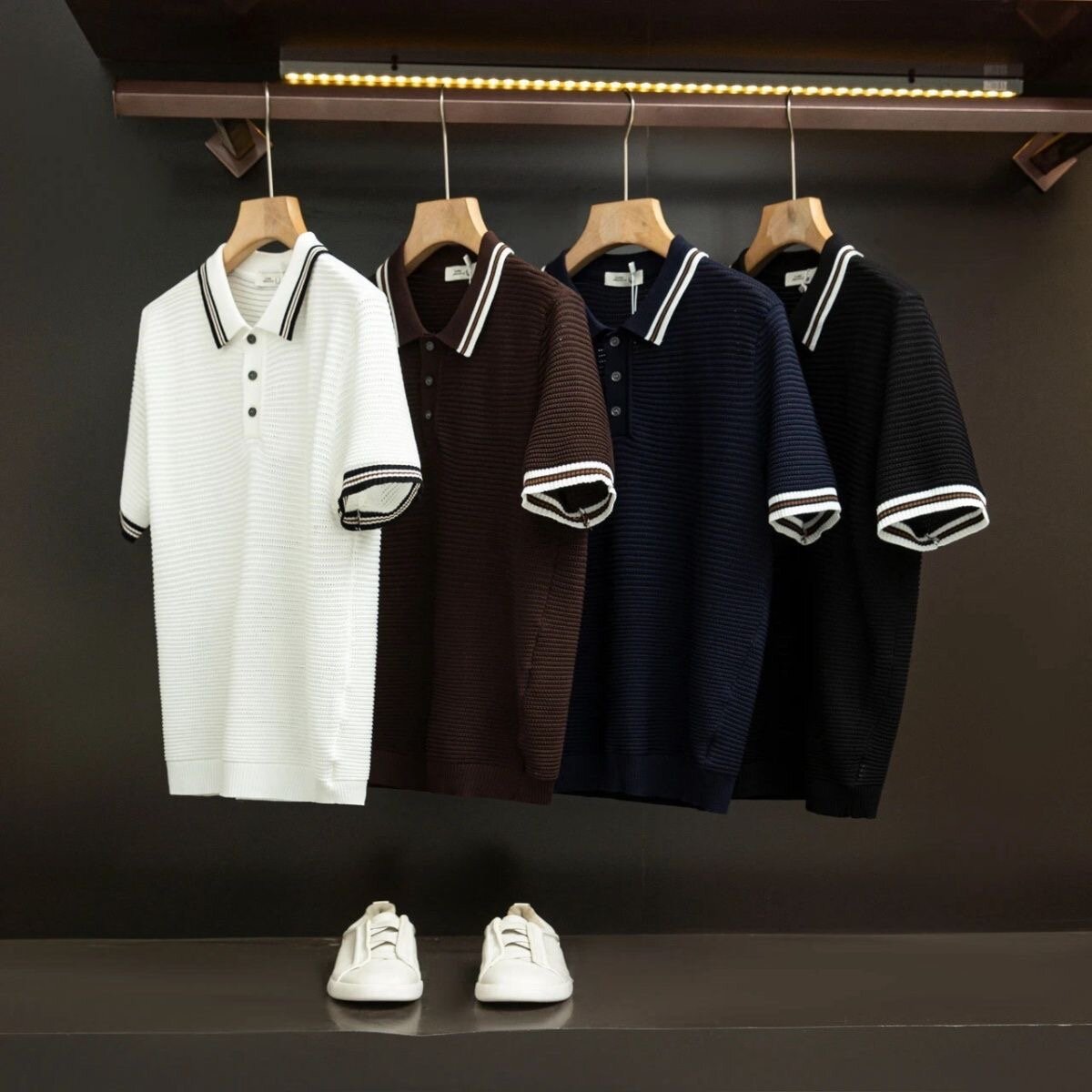 Polo homme élégant col rayé