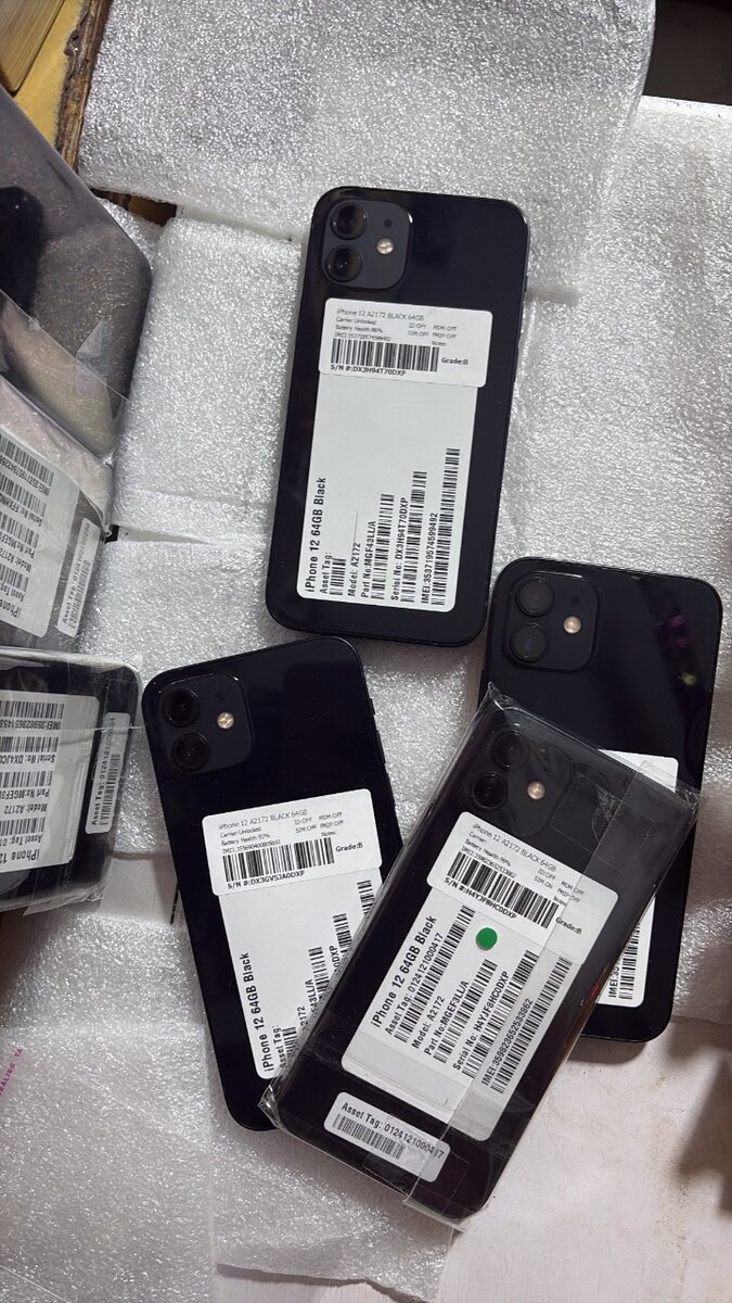 iPhone12 casi neuf (USA)