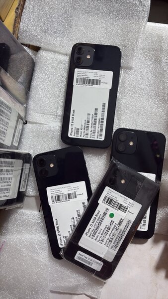 iPhone12 casi neuf (USA)