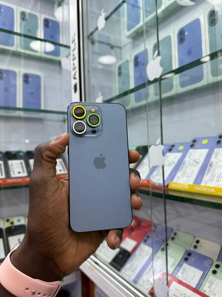 13 pro 128 Go message écran