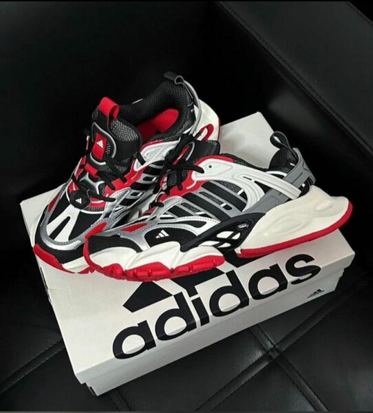 Adidas Sneakers Modernes