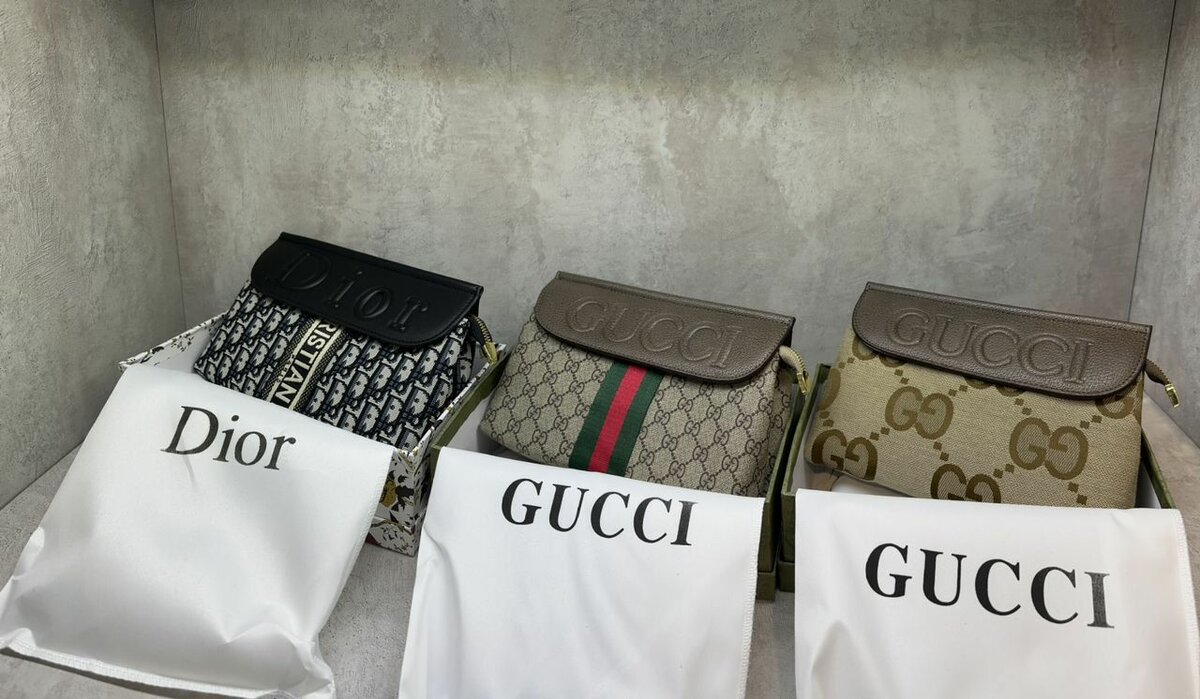 DIOR & GUCCI