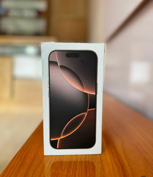 iPhone 16 pro max 256gig in box