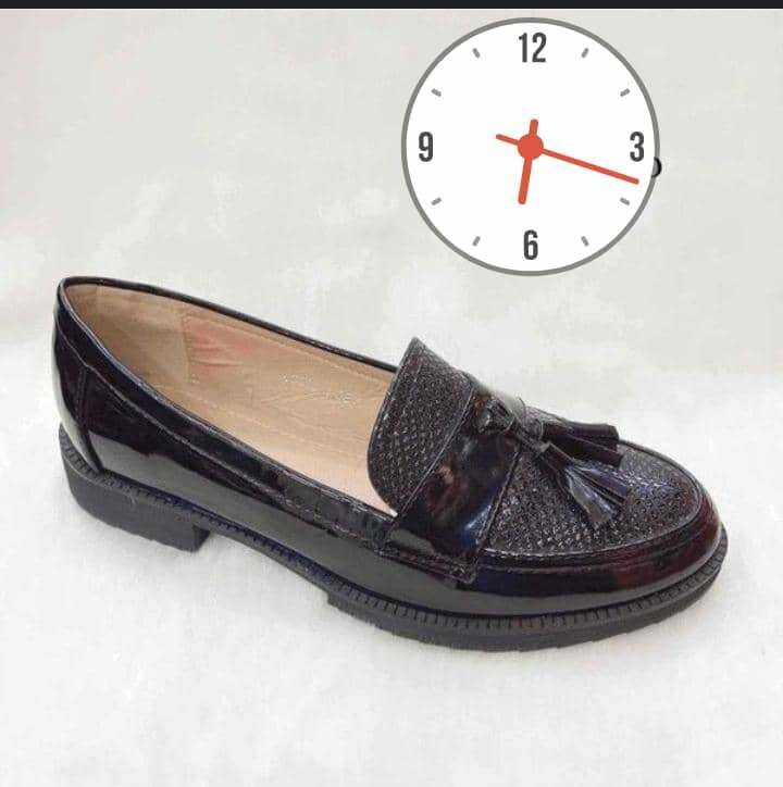 Women's boyfriend shoes