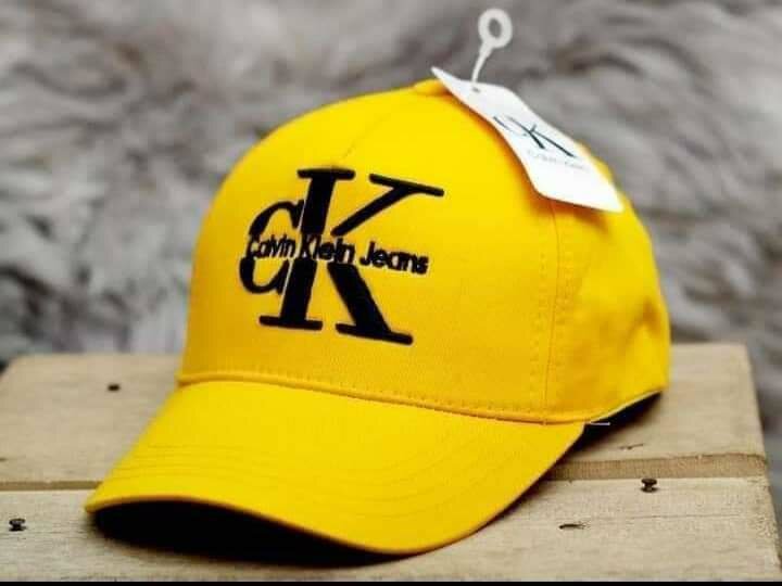 Casquettes de marque stylées