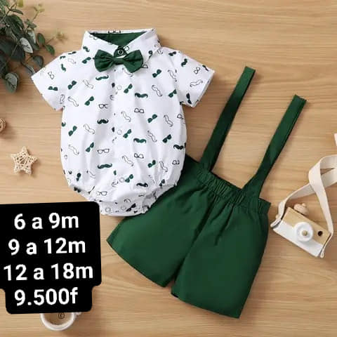 t-shirt imprimé-blanc et short à bretelles-vert