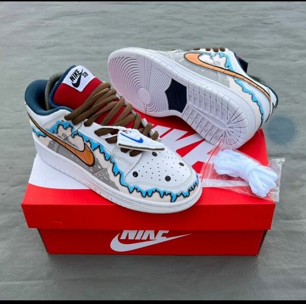 Nike Sneakers Graphique Unique