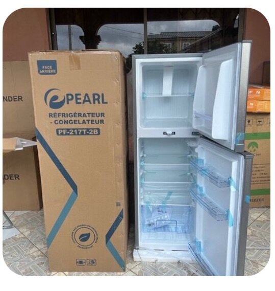 Fridge with bottom freezer