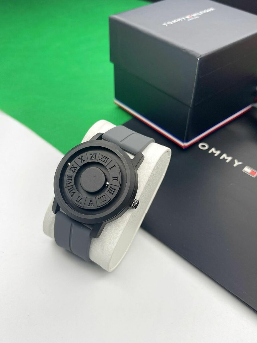 Montre fommy homme ronde