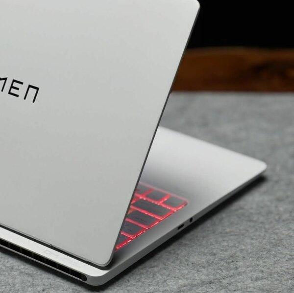 HP OMEN TRANSCEND 14  Pc 2025