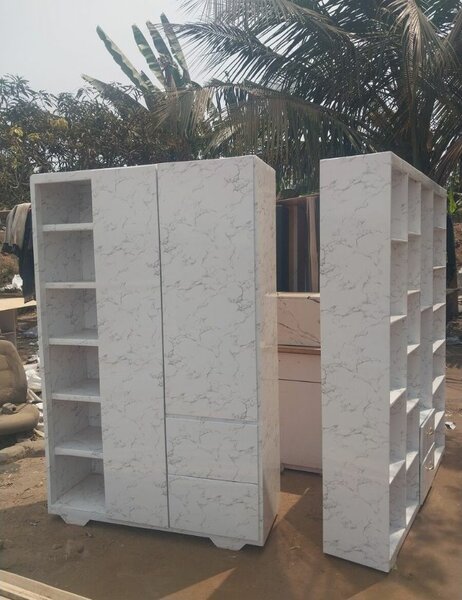 Wardrobes/shoe racks