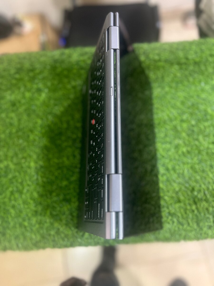 Thinkpad 1X YOGA