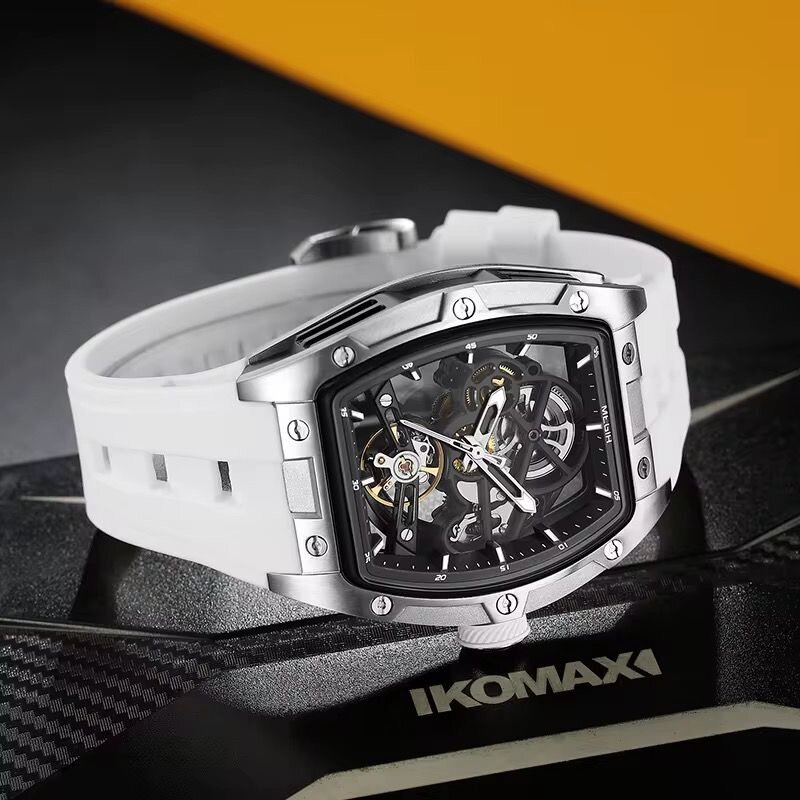 Montre squelette homme design