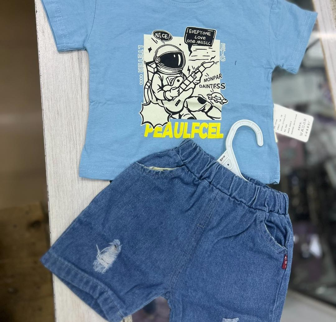 Denim short and tshirt